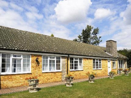 Stansted Inn Bishop's Stortford Exterior foto